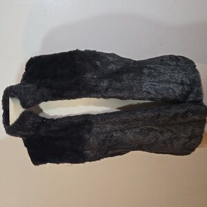 Banana Republic Faux Fur Dark Gray Chic Vest Medium